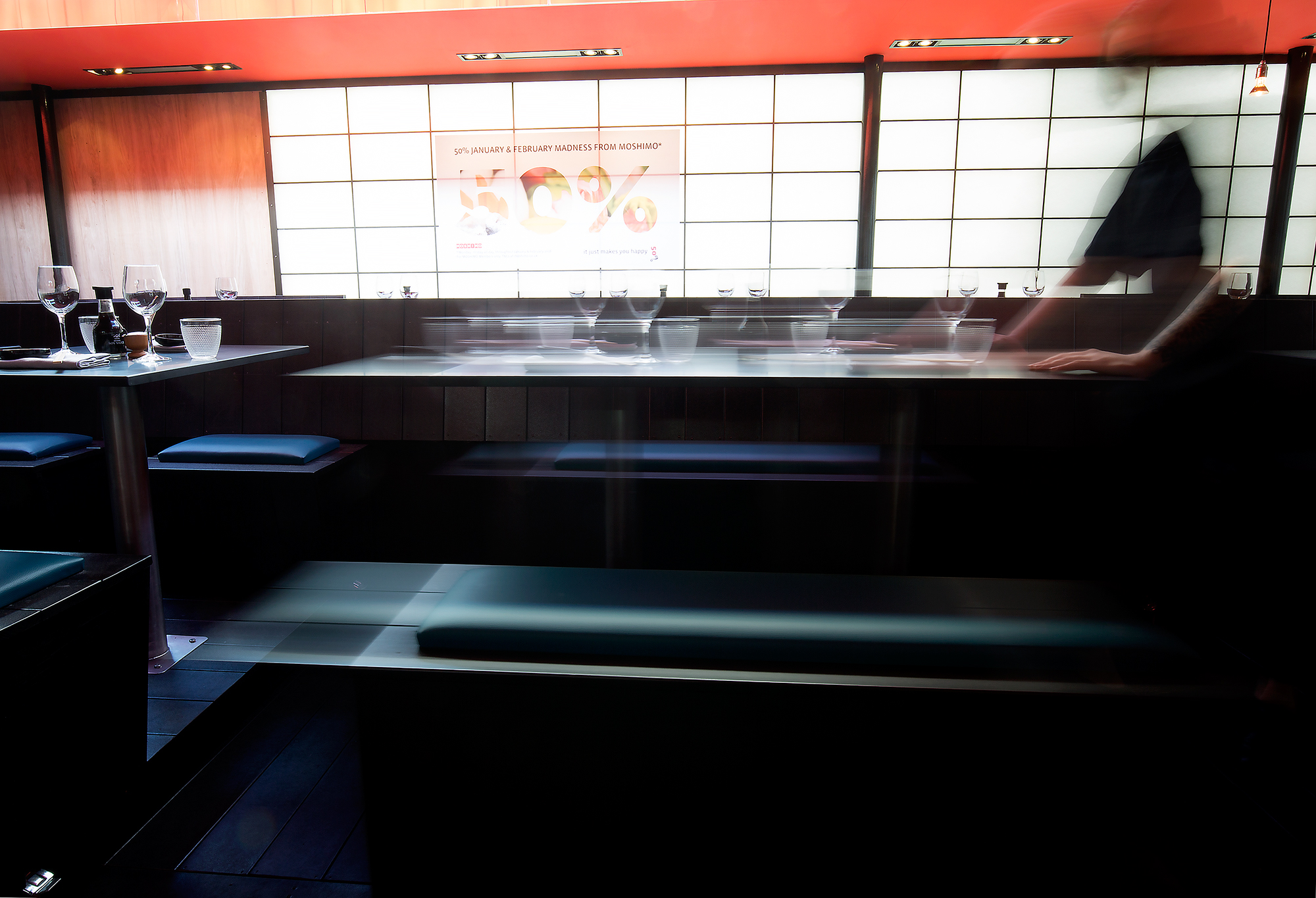 THE TABLES MOVE! WIDE MOSHIMO Brighton Sushi and Japanese